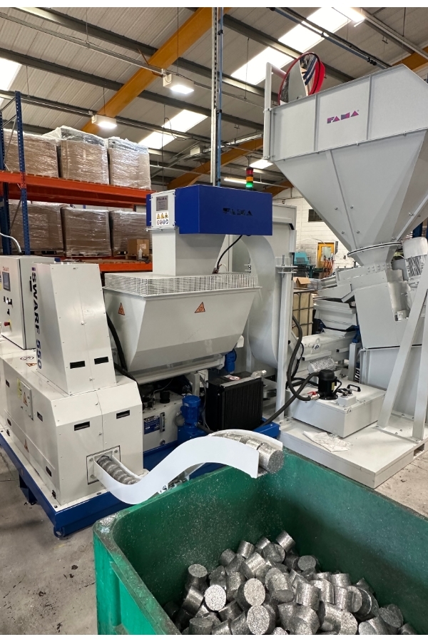 THE FAMA SHREDDER, A KEY ELEMENT FOR BRIQUETTING